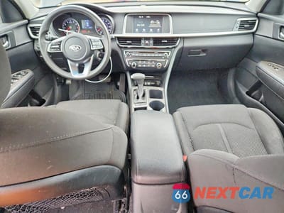 Zdjęcie 8 z 12 samochodu: 2019 KIA OPTIMA LX VIN:5XXGT4L33KG338464 - miniatura