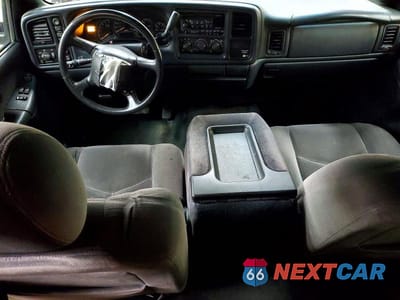 Zdjęcie 8 z 12 samochodu: 2002 GMC NEW SIERRA K1500 VIN:2GTEK19T521124775 - miniatura