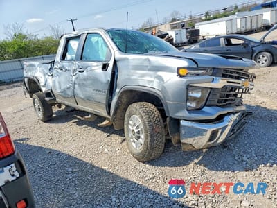 Czwarte zdjęcie samochodu z boku: 2024 CHEVROLET SILVERADO K2500 HEAVY DUTY LT VIN:1GC4YNE75RF132632 - miniatura