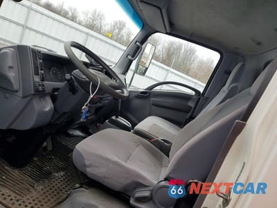 Zdjęcie 7 z 11 samochodu: 2016 ISUZU NPR BOX TRUCK VIN:54DB4W1B8GS807201 - miniatura