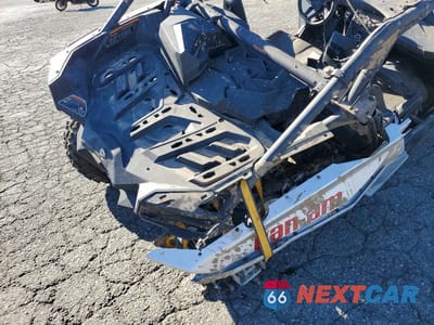 Zdjęcie 10 z 10 samochodu: 2025 CAN-AM MAVERICK X3 UTILITY VEHICLE VIN:3JBVGAV27SE000026 - miniatura