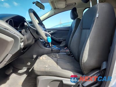 Zdjęcie 7 z 11 samochodu: 2015 FORD FOCUS SE VIN:1FADP3K2XFL222815 - miniatura