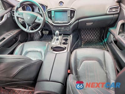 Zdjęcie 8 z 13 samochodu: 2016 MASERATI GHIBLI S VIN:ZAM57RTA1G1188344 - miniatura