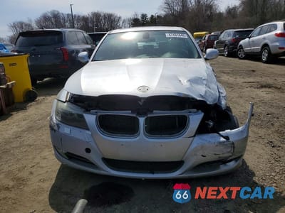 Piąte zdjęcie samochodu w środku: 2009 BMW 328 XI SULEV VIN:WBAPK53509A643255 - miniatura