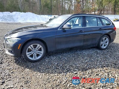 2019 BMW 330XI WBA8K3C59KA484251 - główne zdjęcie licytacji z USA - miniatura