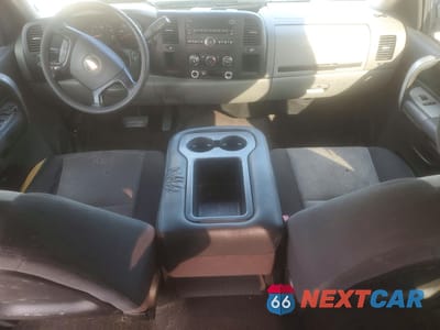 Zdjęcie 8 z 13 samochodu: 2008 CHEVROLET SILVERADO C1500 VIN:3GCEC13C18G115108 - miniatura