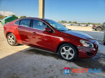 Czwarte zdjęcie samochodu z boku: 2012 VOLVO S60 T5 VIN:YV1622FS2C2116294 - miniatura