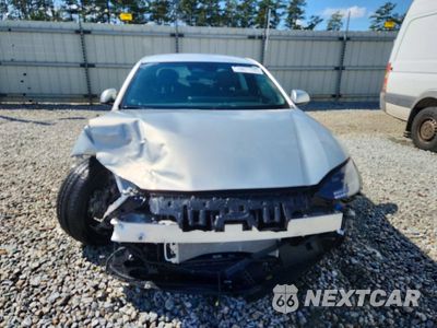 Piąte zdjęcie samochodu w środku: 2025 HYUNDAI IONIQ 6 SEL VIN:KMHM34AC0SA082670 - miniatura