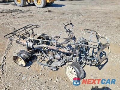 Zdjęcie 9 z 10 samochodu: 2019 SUZUKI LT-A750 X VIN:5SADW11A3K7100295 - miniatura