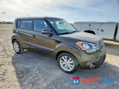 Czwarte zdjęcie samochodu z boku: 2013 KIA SOUL + VIN:KNDJT2A64D7519818 - miniatura