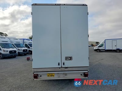 Zdjęcie 6 z 13 samochodu: 2020 FORD TRANSIT DELIVERY TRUCK VIN:1FDBW5Z81LKB11481 - miniatura