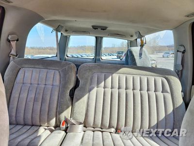 Zdjęcie 10 z 14 samochodu: 1994 GMC SUBURBAN C2500 VIN:1GKGC26F2RJ723065 - miniatura
