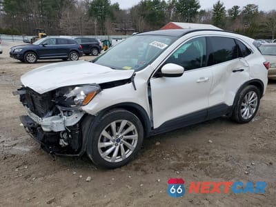2022 FORD ESCAPE TITANIUM 1FMCU9J99NUA04417 - główne zdjęcie licytacji z USA - miniatura