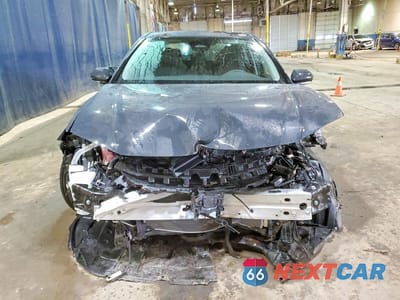 Piąte zdjęcie samochodu w środku: 2026 TOYOTA CAMRY LE VIN:4T1DAACK7TU258610 - miniatura
