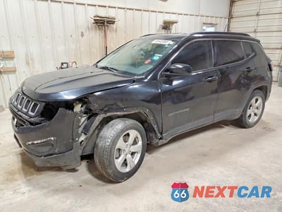 2017 JEEP COMPASS LATITUDE 3C4NJCBB7HT658643 - główne zdjęcie licytacji z USA - miniatura