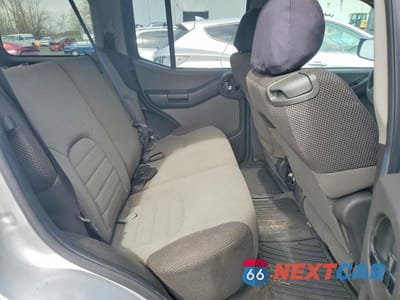 Zdjęcie 10 z 12 samochodu: 2005 NISSAN XTERRA S VIN:5N1AN08W15C640637 - miniatura