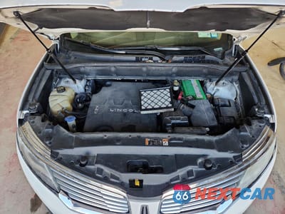 Zdjęcie 12 z 13 samochodu: 2016 LINCOLN MKX RESERVE VIN:2LMTJ8LR0GBL80372 - miniatura