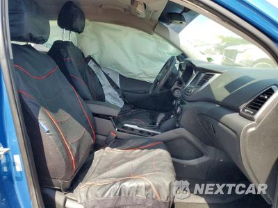 Zdjęcie 7 z 13 samochodu: 2018 HYUNDAI TUCSON SE POP, SE PLUS, ECO, SPORT, VALUE, ULTIMATE BASE VIN:KM8J33A46JU621523 - miniatura