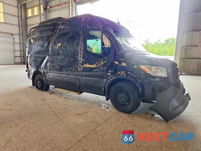 Czwarte zdjęcie samochodu z boku: 2025 MERCEDES-BENZ SPRINTER 2500 VIN:W1Z4NFHY0SP791860 - miniatura
