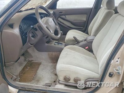 Zdjęcie 7 z 11 samochodu: 2000 TOYOTA CAMRY VIN:4T1SK12E0RU416441 - miniatura