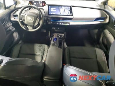 Zdjęcie 8 z 12 samochodu: 2024 TOYOTA PRIUS XLE VIN:JTDADABU9R3007765 - miniatura