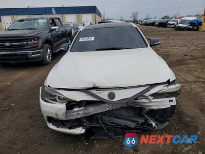 Piąte zdjęcie samochodu w środku: 2018 BMW 330 XI VIN:WBA8D9G51JNU67331 - miniatura