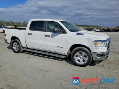 Czwarte zdjęcie samochodu z boku: 2023 RAM 1500 BIG HORN VIN:1C6RREFT0PN614336 - miniatura
