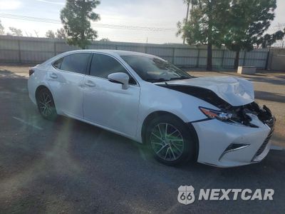 Czwarte zdjęcie samochodu z boku: 2017 LEXUS ES 350 VIN:58ABK1GG5HU061929 - miniatura
