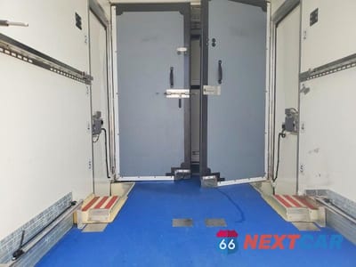 Zdjęcie 10 z 13 samochodu: 2021 FORD TRANSIT DELIVERY TRUCK VIN:1FDBW5Z80MKA84307 - miniatura