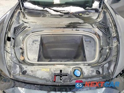 Zdjęcie 11 z 11 samochodu: 2022 AUDI RS E-TRON GT VIN:WAUBHBFW0N7902202 - miniatura