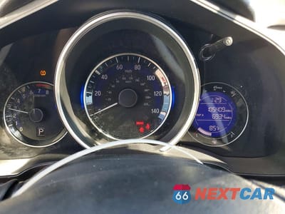 Zdjęcie 9 z 12 samochodu: 2020 HONDA FIT LX VIN:3HGGK5H48LM715883 - miniatura