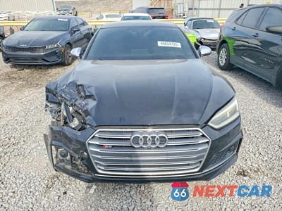 Piąte zdjęcie samochodu w środku: 2018 AUDI S5 VIN:WAUC4CF5XJA085685 - miniatura