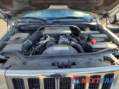 Zdjęcie 12 z 14 samochodu: 2007 JEEP COMMANDER VIN:1J8HG48K87C647551 - miniatura