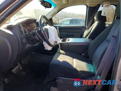 Zdjęcie 7 z 11 samochodu: 2011 GMC SIERRA K1500 SLE VIN:1GTR2VE39BZ172396 - miniatura