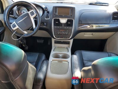 Zdjęcie 8 z 12 samochodu: 2015 CHRYSLER TOWN & COUNTRY LIMITED PLATINUM VIN:2C4RC1GG6FR743252 - miniatura