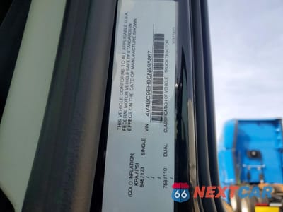 Zdjęcie 10 z 10 samochodu: 2025 VOLVO VN VNL VIN:4V4BC9EH0SN695867 - miniatura