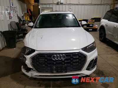 Piąte zdjęcie samochodu w środku: 2022 AUDI Q5 PREMIUM 45 VIN:WA1GAAFY2N2111959 - miniatura