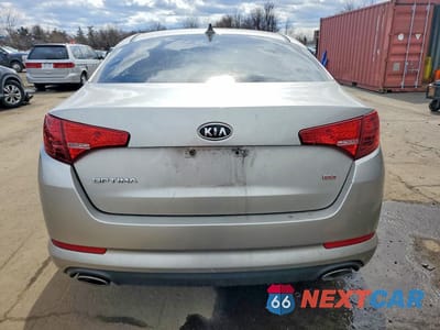 Zdjęcie 6 z 12 samochodu: 2012 KIA OPTIMA LX VIN:5XXGM4A70CG070686 - miniatura