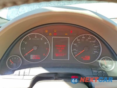 Zdjęcie 9 z 12 samochodu: 2008 AUDI A4 2.0T VIN:WAUAF78E18A003794 - miniatura