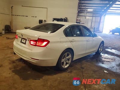Trzecie zdjęcie samochodu z tyłu: 2013 BMW 320 I XDRIVE VIN:WBA3C3C5XDF982049 - miniatura