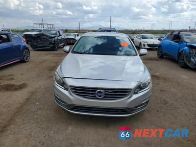 Piąte zdjęcie samochodu w środku: 2018 VOLVO S60 INSCRIPTION VIN:LYV402TK0JB189229 - miniatura