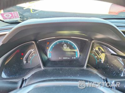 Zdjęcie 9 z 14 samochodu: 2017 HONDA CIVIC EX VIN:19XFC2F74HE027674 - miniatura