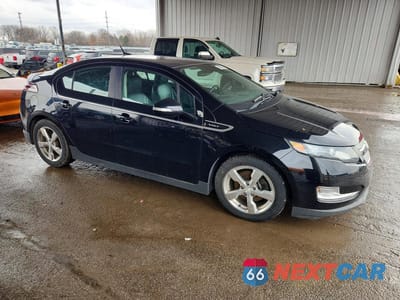 Czwarte zdjęcie samochodu z boku: 2013 CHEV VOLT VIN:1G1RB6E42DU108191 - miniatura