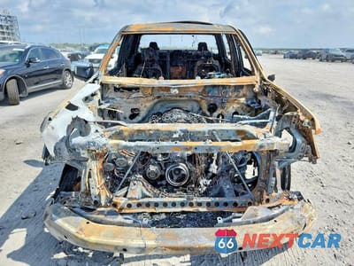 Piąte zdjęcie samochodu w środku: 2024 GMC SIERRA C1500 DENALI VIN:3GTPHGED2RG457963 - miniatura