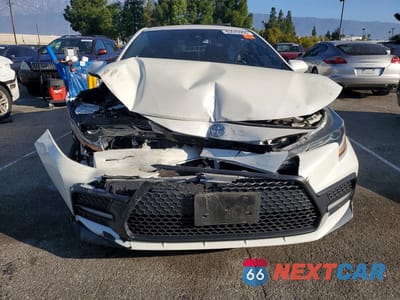 Piąte zdjęcie samochodu w środku: 2020 TOYOTA COROLLA SE VIN:5YFP4RCE4LP024973 - miniatura