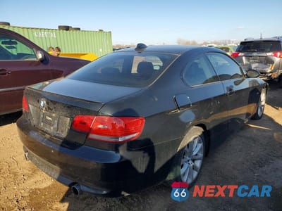 Trzecie zdjęcie samochodu z tyłu: 2009 BMW 335 XI VIN:WBAWC73519E068287 - miniatura