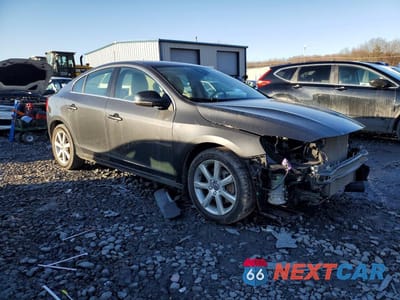 Czwarte zdjęcie samochodu z boku: 2016 VOLVO S60 PREMIER VIN:YV1612TK7G2398591 - miniatura