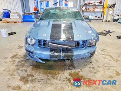 Piąte zdjęcie samochodu w środku: 2006 FORD MUSTANG GT VIN:1ZVFT82H065243741 - miniatura