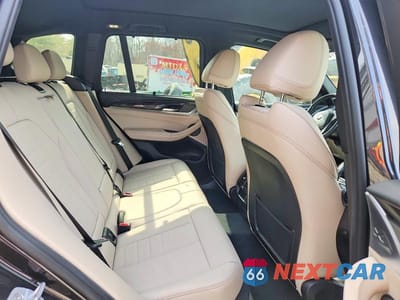 Zdjęcie 11 z 13 samochodu: 2019 BMW X3 XDRIVE30I VIN:5UXTR9C58KLE14032 - miniatura