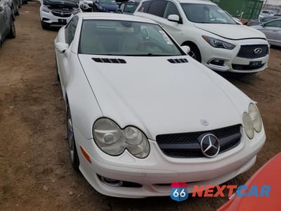 Piąte zdjęcie samochodu w środku: 2007 MERCEDES-BENZ SL 550 VIN:WDBSK71FX7F129349 - miniatura